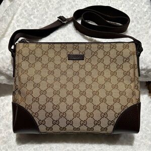 ❌SOLD❌ Gucci Monogram Canvas Bag Brown Beige Adjustable Crossbody